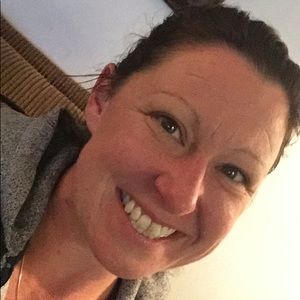 Meet your Posher, Pam